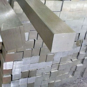 Титановый квадрат 20 мм ВТ1-2 ГОСТ 26492-85 Титановый квадрат 20 мм ВТ1-2 ГОСТ 26492-85